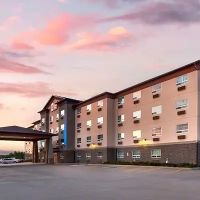 Best Western Plus Peace River Hotel & Suites