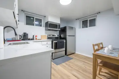 Gallery image of CenterStreet-Cozy 1bedroomSuite in Calgary
