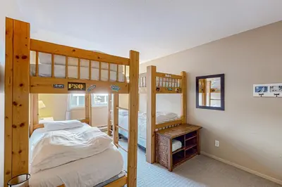 Gallery image of SnowCrest Village, Unit 5 in Big White