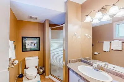 Gallery image of SnowCrest Village, Unit 5A in Big White
