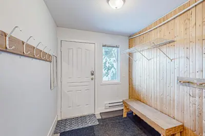 Gallery image of SnowCrest Village, Unit 5B in Big White