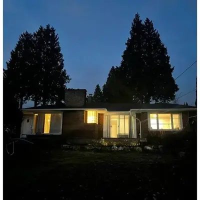 Home in West Vancouver