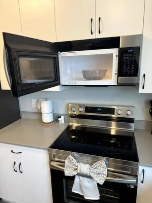 Gallery image of Luxury Villa Home in Edmonton