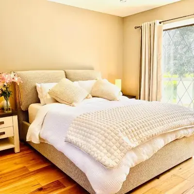 Oceanside Manor - Fancy Room - Golf course & Beach View