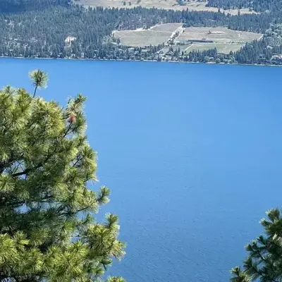La Casa Lakeside Resort - Amazing Panoramic View Lakeside House with Pools