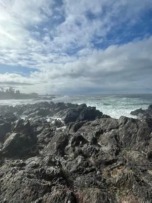 a view of the ocean from a rocky beach at WHITE HAUS w private sauna and close to beach in Ucluelet