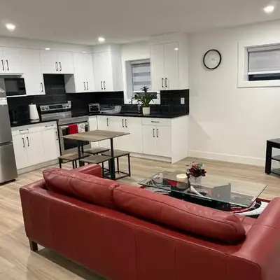 Calm & Cozy Private Suite
