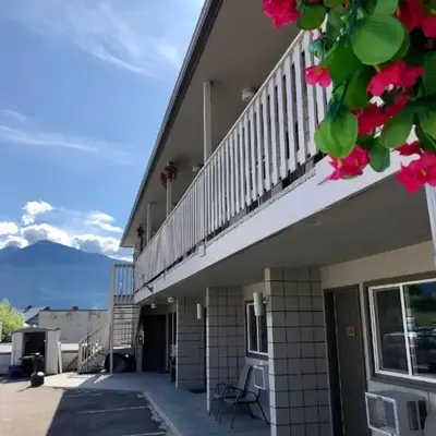 Canterbury Inn