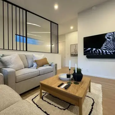 Casa Bramble Luxury 2Bed Suite near UofA Hospital