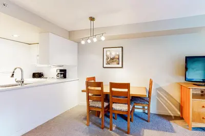 Gallery image of Whistler Peak Lodge in Whistler