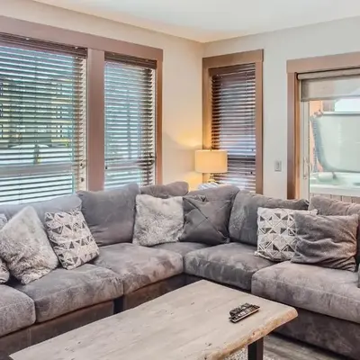 Stonegate Resort Unit B103