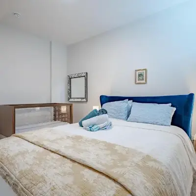 Luxe Suite close to Spruce Meadows