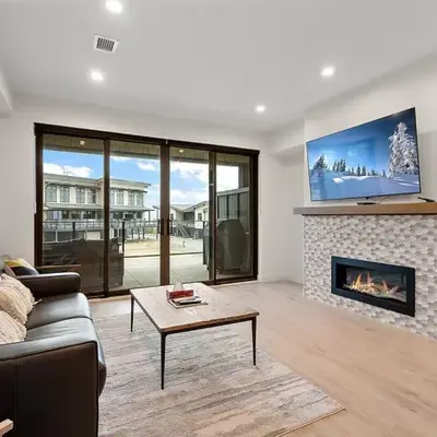The Beach House at Saratoga Modern Beach Oasis