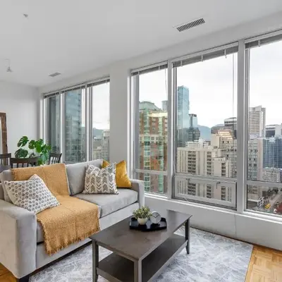 Central Downtown Highrise Condo