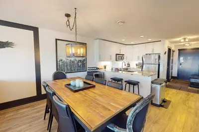 Gallery image of Serene View Lodge at The Raven in Big White