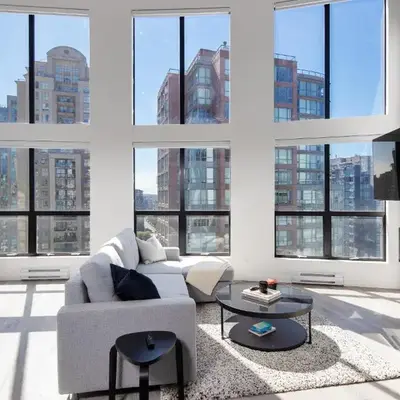 Loft in Entertainment District with FREE underground Parking