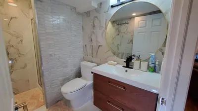 Gallery image of Airdrie Modern Walkout Bsmt Suite with Hot Tub in Airdrie