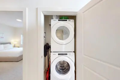 Gallery image of Spyglass 9E in Big White