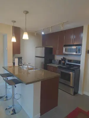 Gallery image of 1 Bedroom Apartment Beside Roger's Arena, BCPlace, Skytrain in Vancouver