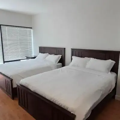 New Royal Inn