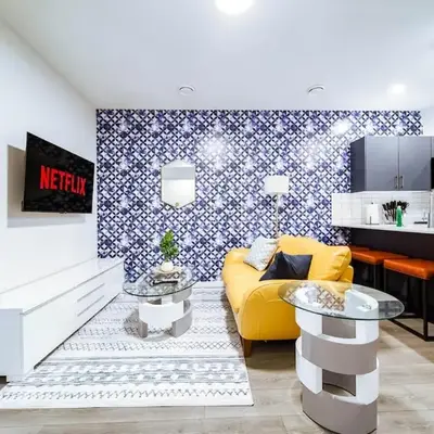NEW-The Suite Life-2BD-King Bed-WEM & YEG Airport