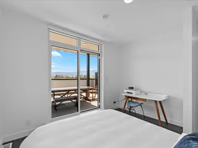Gallery image of Gyrobeach Getaway in Kelowna