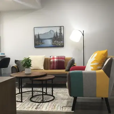 Almost Heaven - Cozy 2BDRM APT near Heritage Park