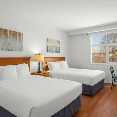Comfy Rockies Retreat for 4 Canmore DT Near Banff