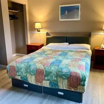Valemount Hotel