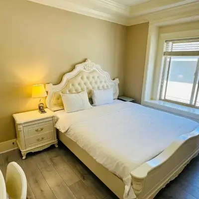 Vancouver Airport Love Home Inn