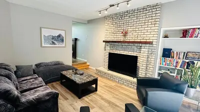Gallery image of The Games House - Sleeps 8, 3 Bed, 3 Bath - Free Parking in Calgary
