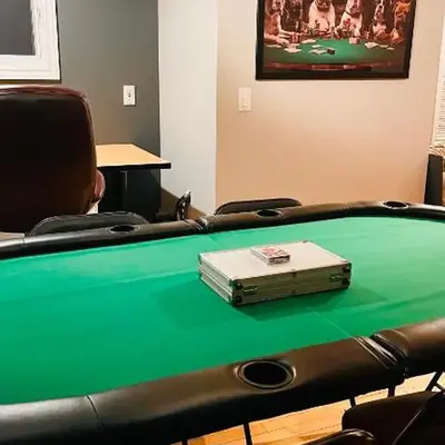 The Games House - Sleeps 8