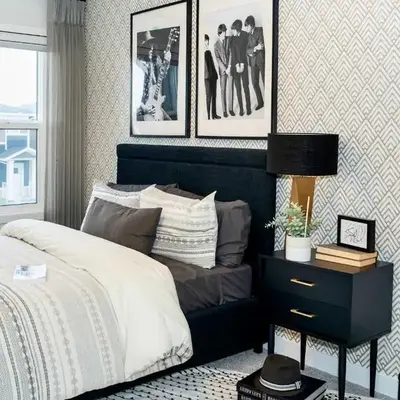 Strawberry Fields 4BD Family Movie Room Office