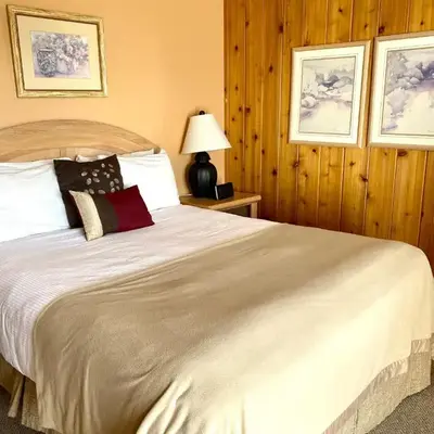 Rocky Mountain Springs Lodge