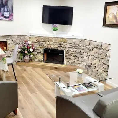 4th Street Studio By Downtown and Airport