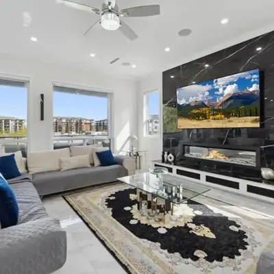 Spacious 4BR Langley Home