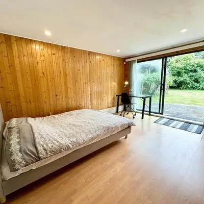Beautiful Place with Kitchen
