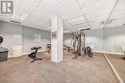 Gallery image of 2-Storey Condo in The Fortress with Pool, Gym, WiFi, Parking in Calgary