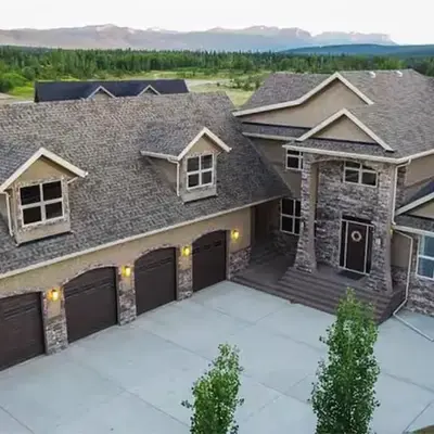 A Gorgeous Mansion for Jasper Vacation