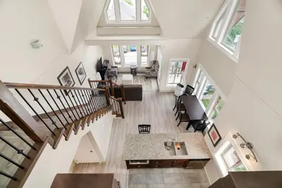 an overhead view of a living room with vaulted ceilings at Scenic 3BR unit in Harrison in Harrison Hot Springs