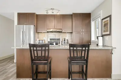 Gallery image of 2BR Lakefront Lux Escape! in Harrison Hot Springs