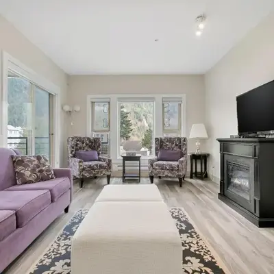 2BR Suite with Scenic Views