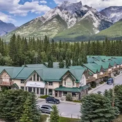 banff woods lodge