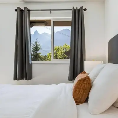 Gateway Suites Single Private Room Near Banff and Canmore