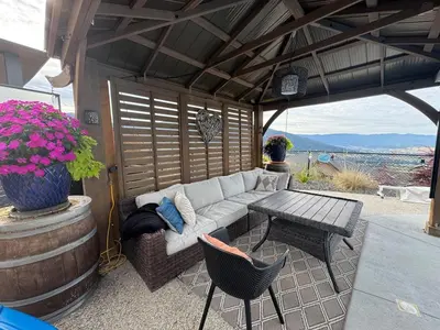 Gallery image of Hot Tub, Pool, City Views, close to Silver Star in Vernon