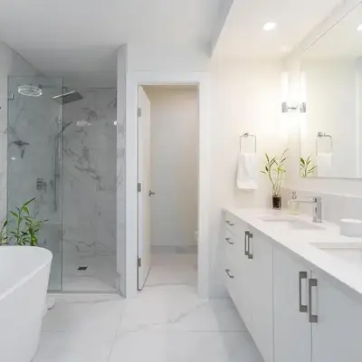 High Tide Suite - New Bright Oceanfront Escape with Spa-like Bath