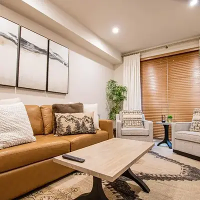 Luxury Spring Creek Condo with Hot Tub