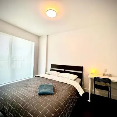Mordern stylish 2B2B close to Richmond center