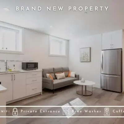 Relaxing 2BR Stay - Kitchen & Central Convenience