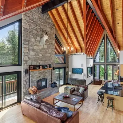 Luxury Whistler 6BR Chalet
